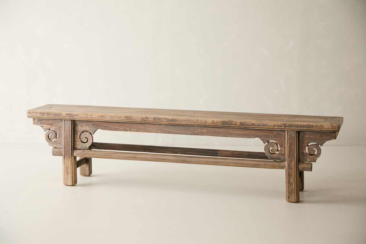 Antique Solid Elm Bench, leg and base detail