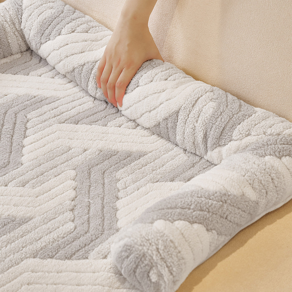 Chevron Plush Bolster Pet Sofa Bed, bolster edge detail