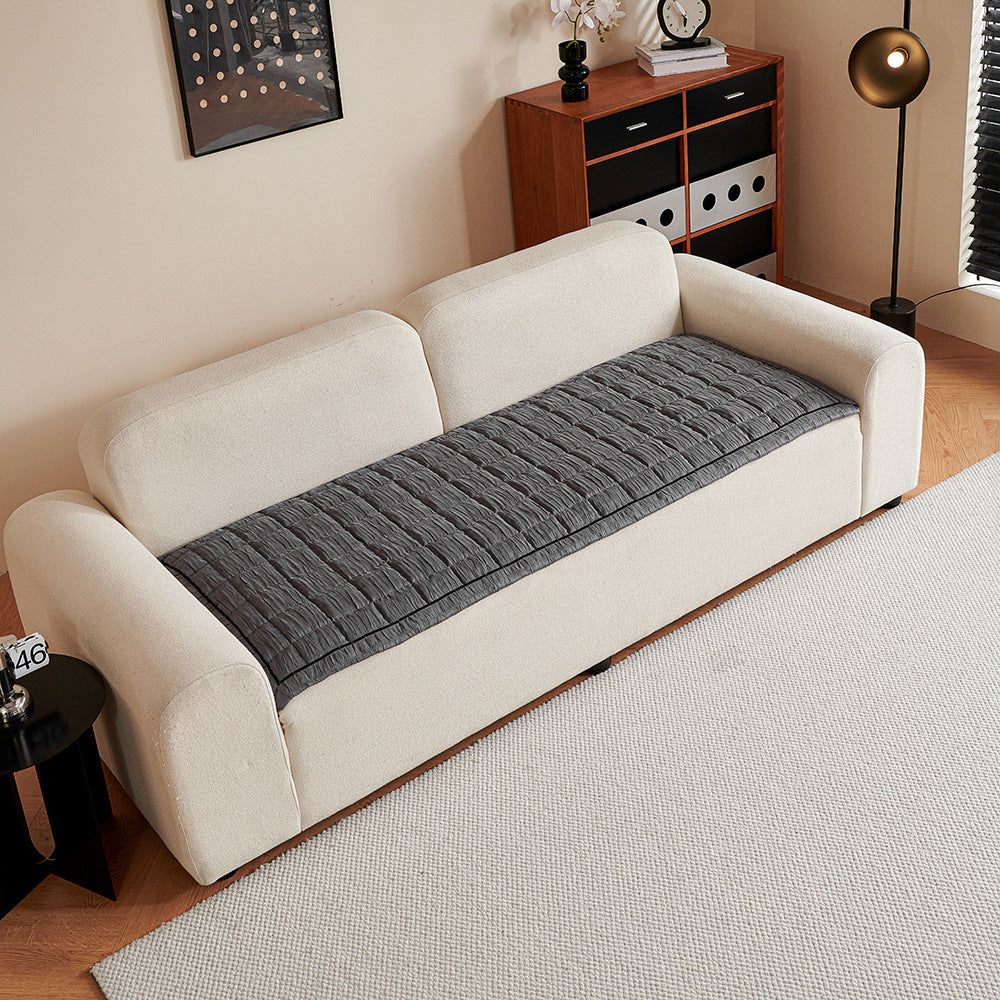 Crinkle Texture Non-Slip Sofa Mat, edge and trim detail