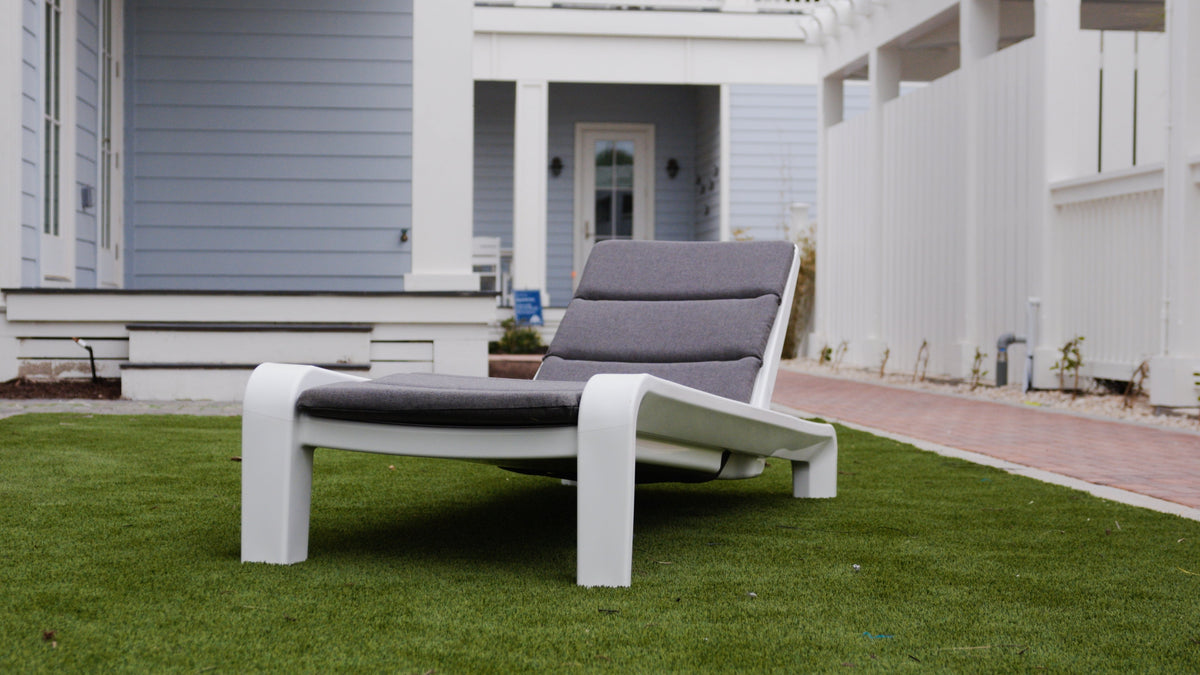 Deck Chaise Cushion, folded detail