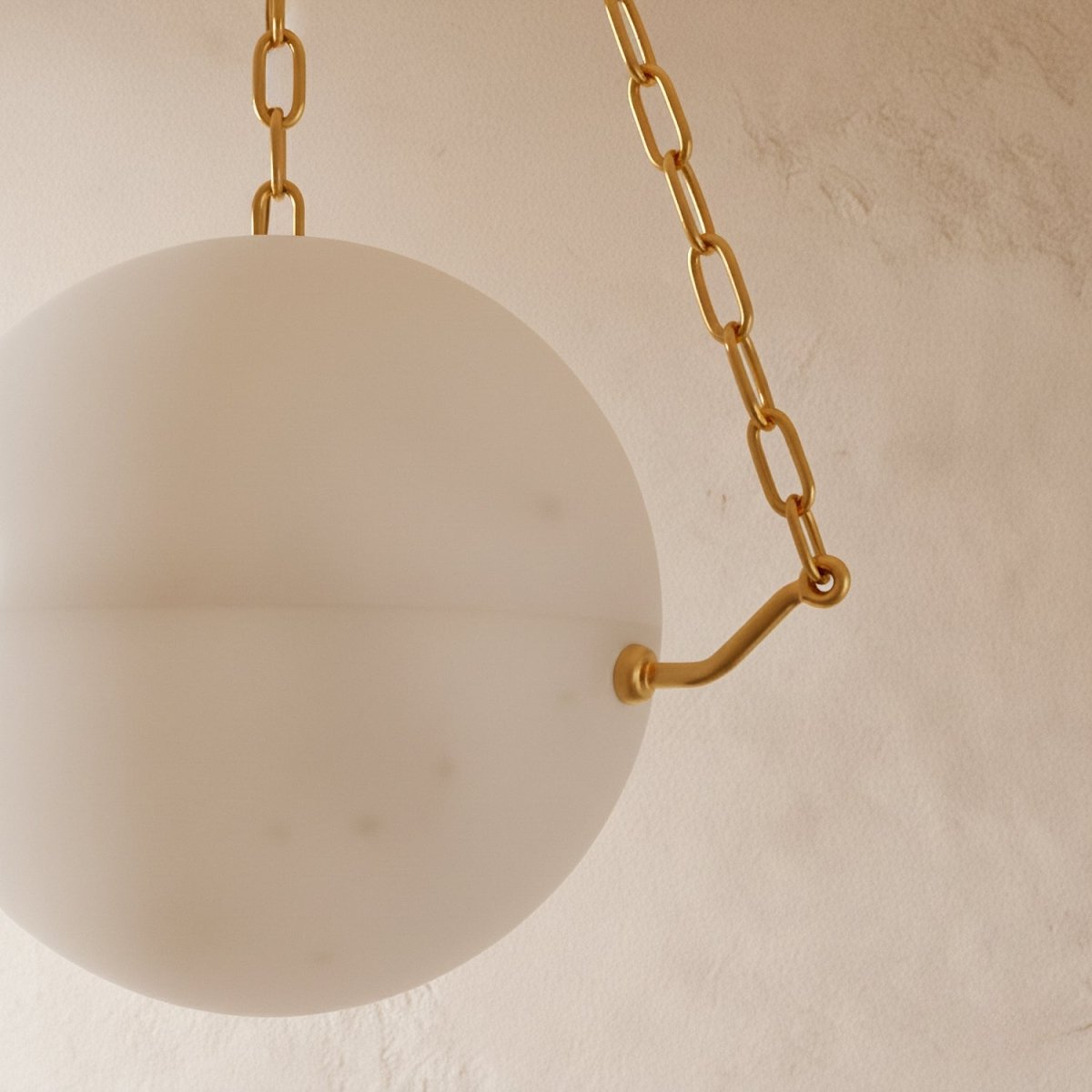 Globus Alabaster Pendant Light, cord and ceiling canopy detail