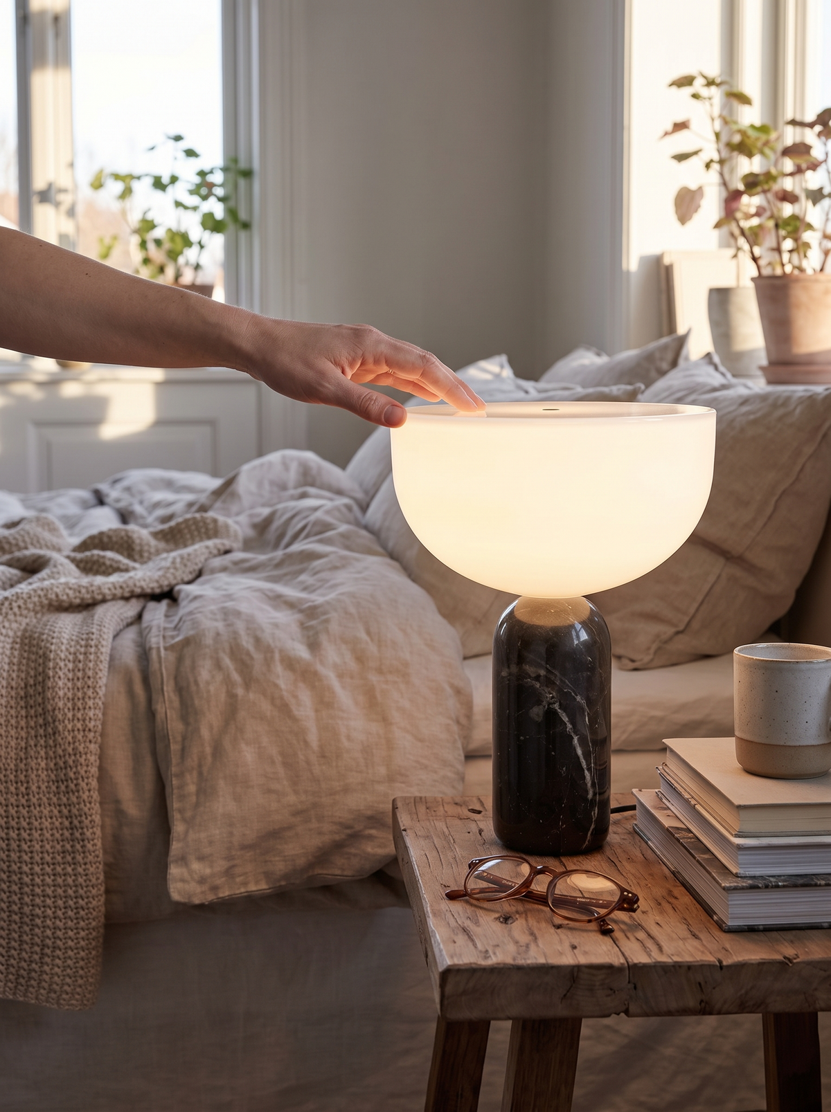 Carrara lamp unique veining