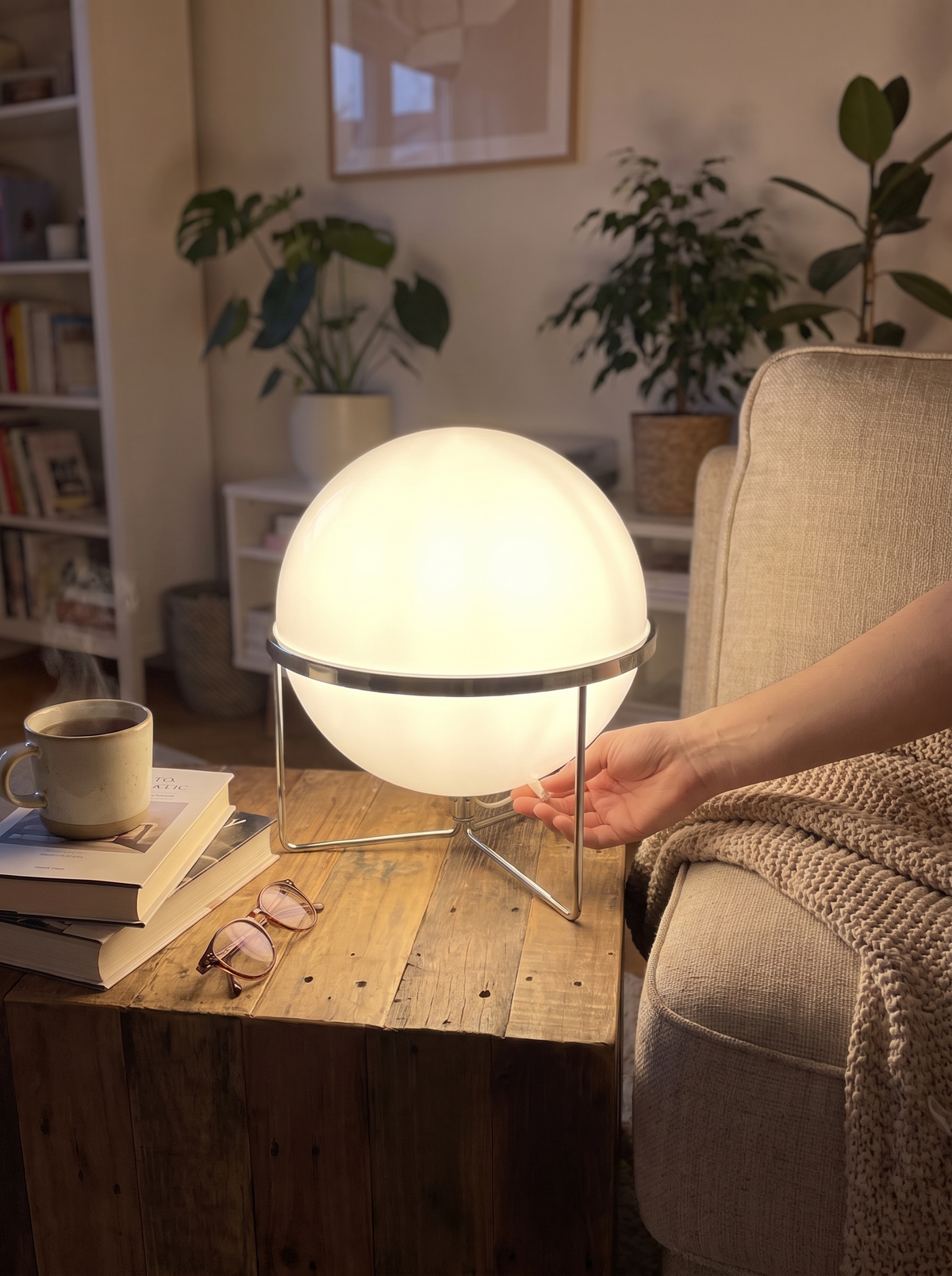 Raffaella Table Lamp lifestyle 2