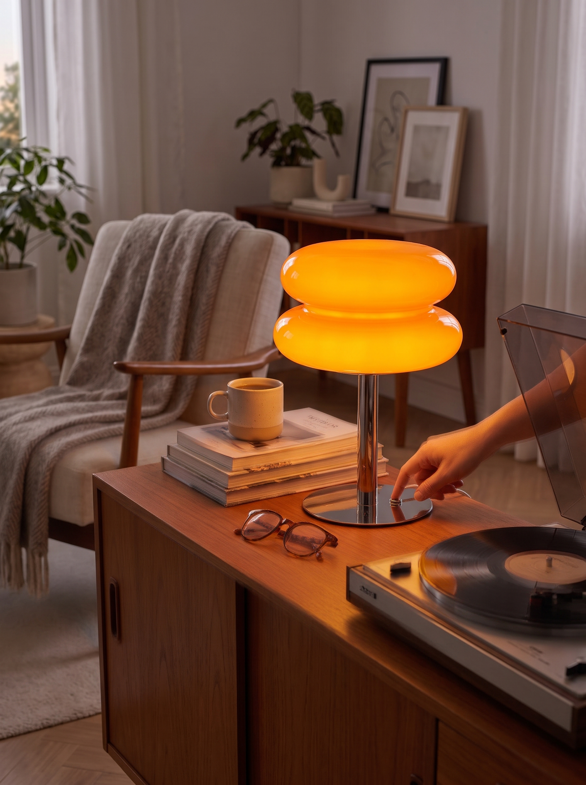 Spinetta Retro Table Lamp lifestyle 3