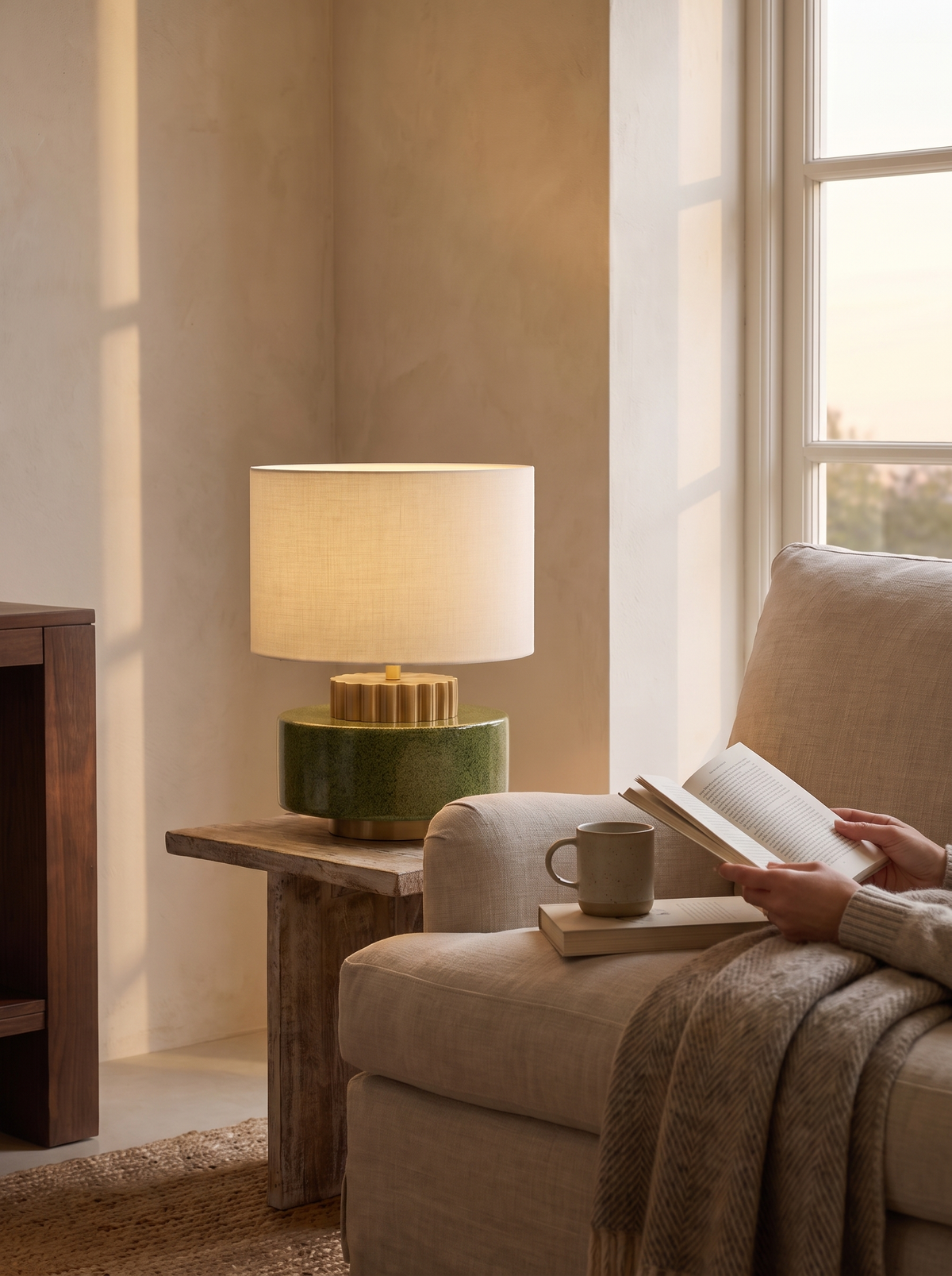 Virsalie Ceramic Table Lamp lifestyle 1