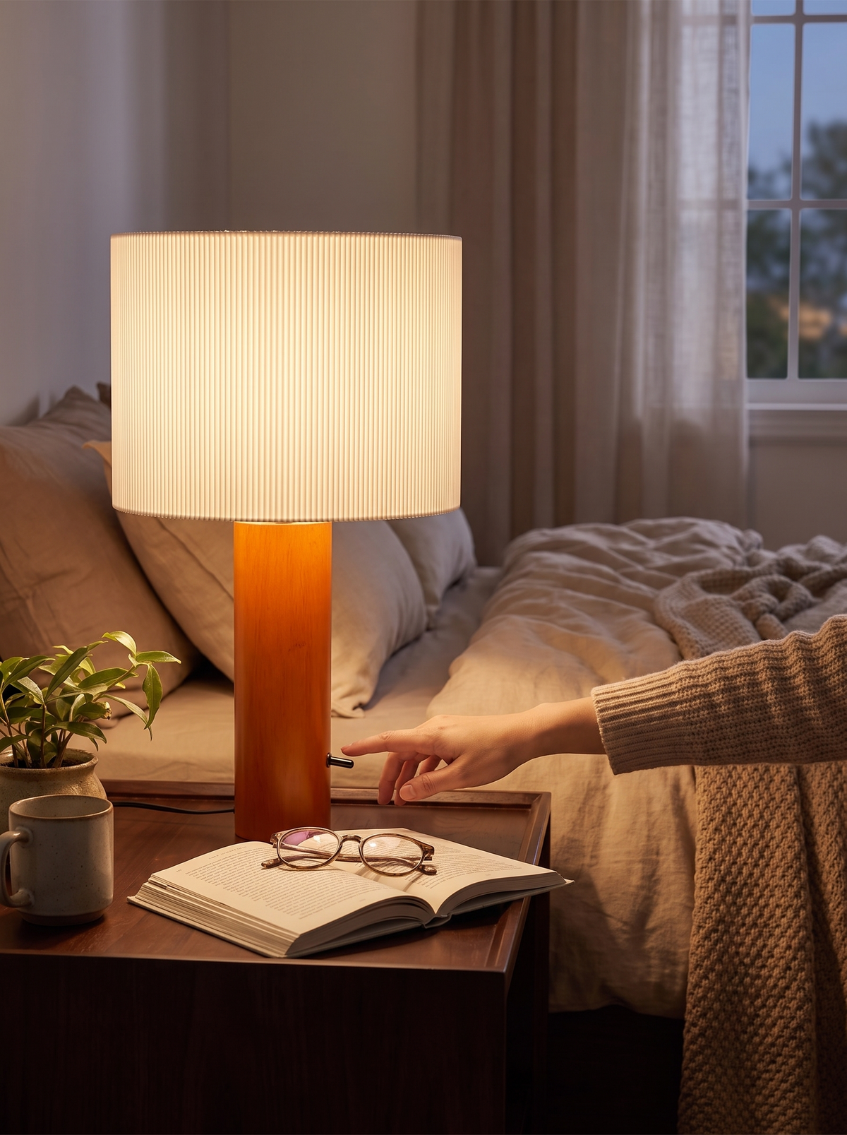 Ubalda Table Lamp lifestyle 2