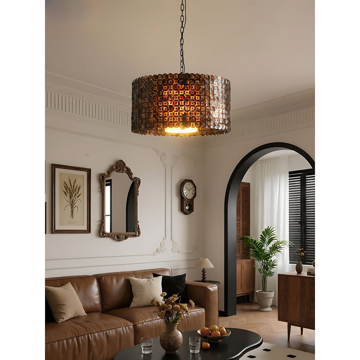 Naerix Shell Pendant Lamp, second diffuser detail