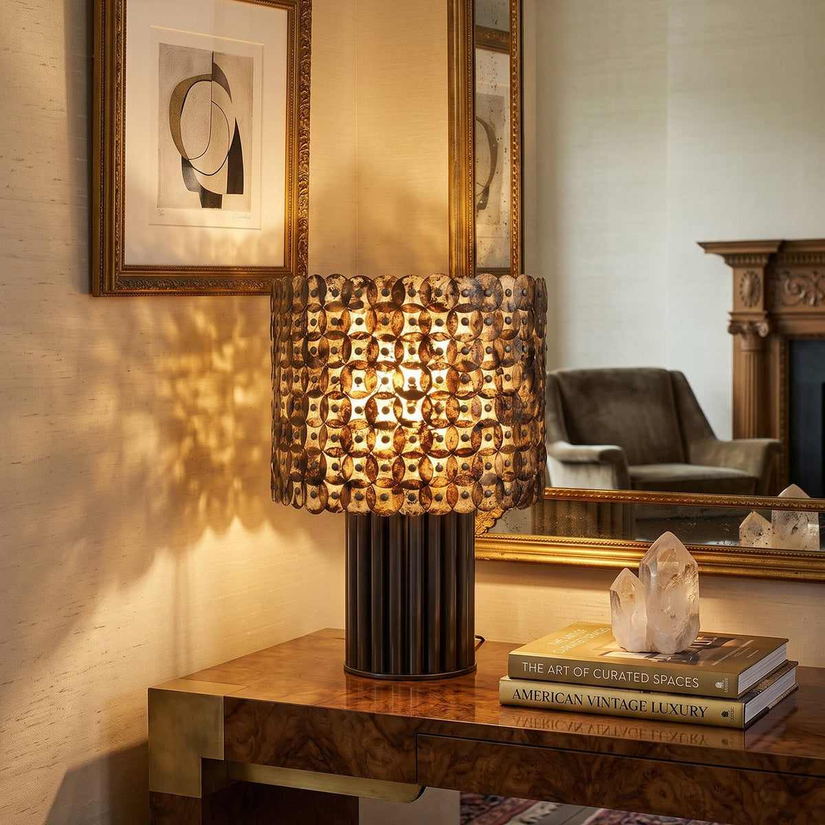 Naerix Shell Table Lamp, full lamp from the front