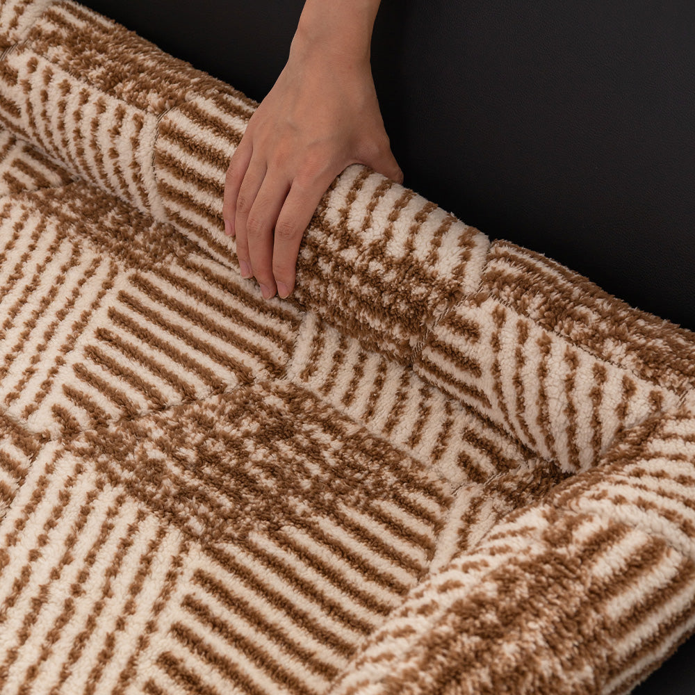Patchwork Plush Bolster Pet Sofa Bed, bolster edge detail