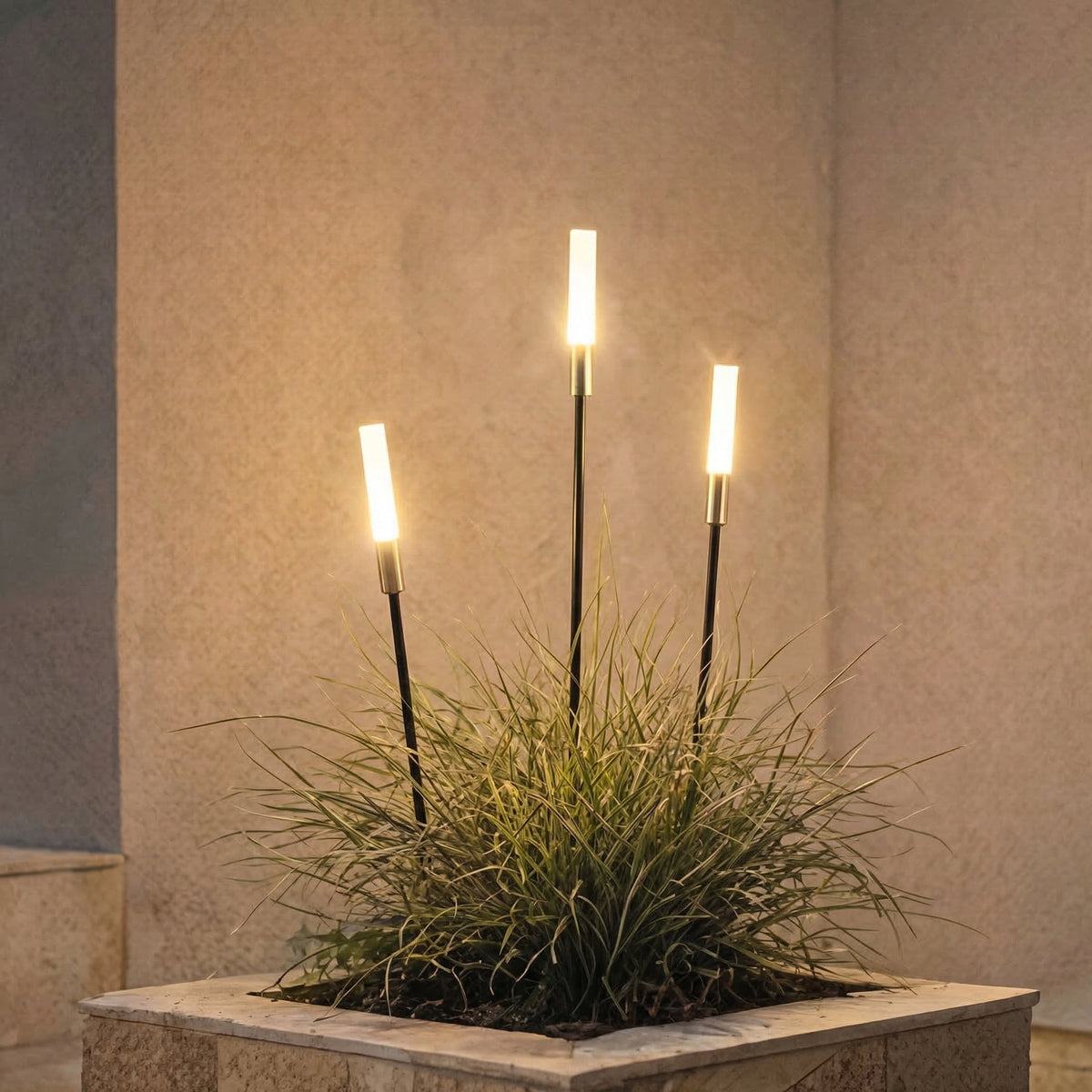 Reed Garden Light Bundle, full fixture view