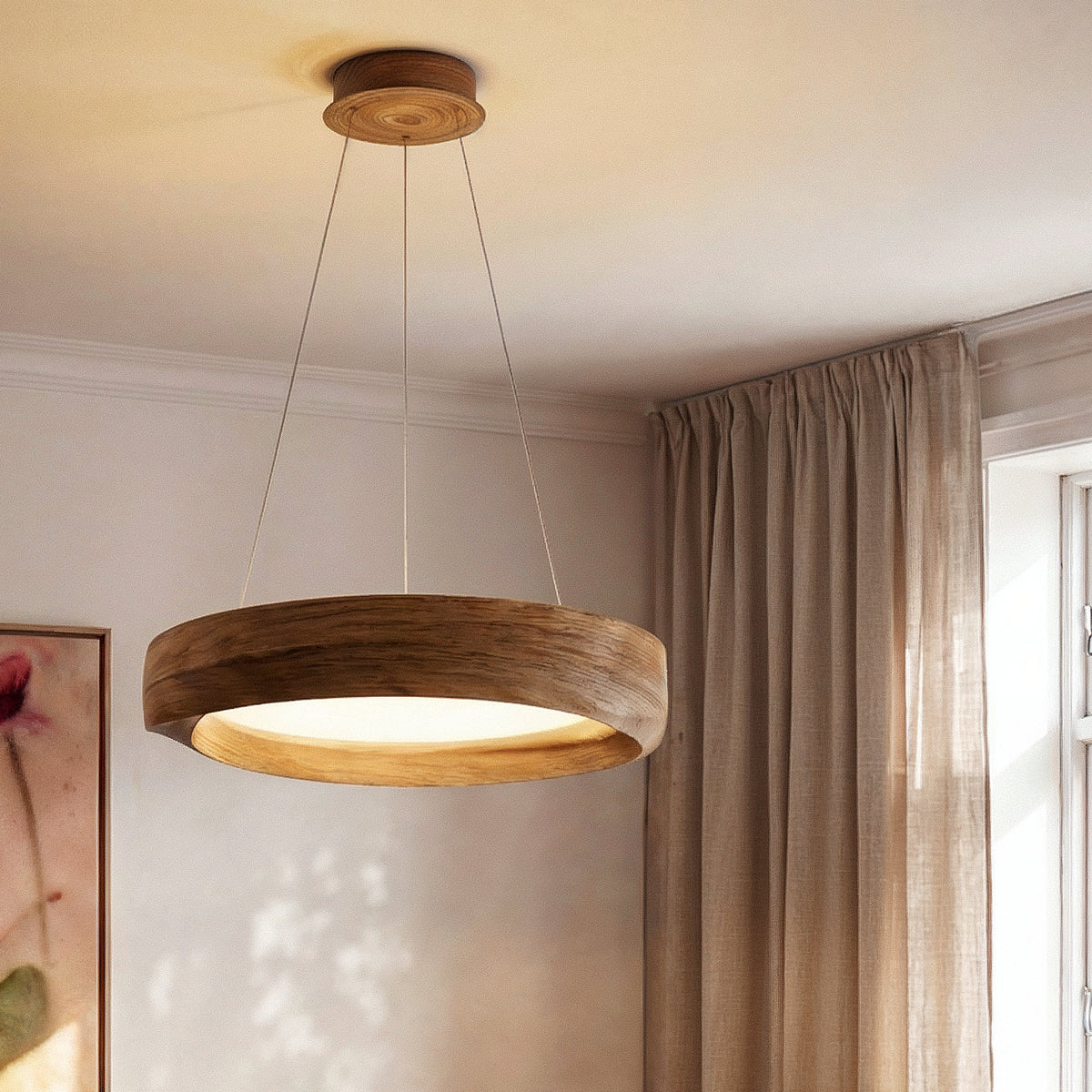 Selion Metal Pendant Light, glow and light quality close up