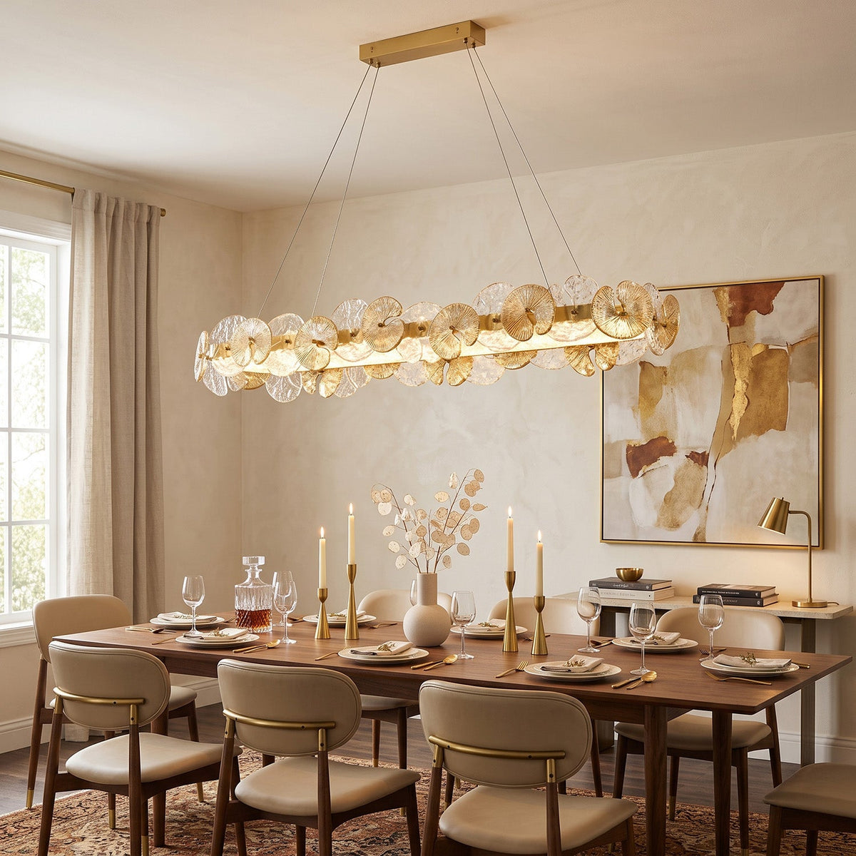 Sorelis Water Lily Linear Chandelier, close up of the glass