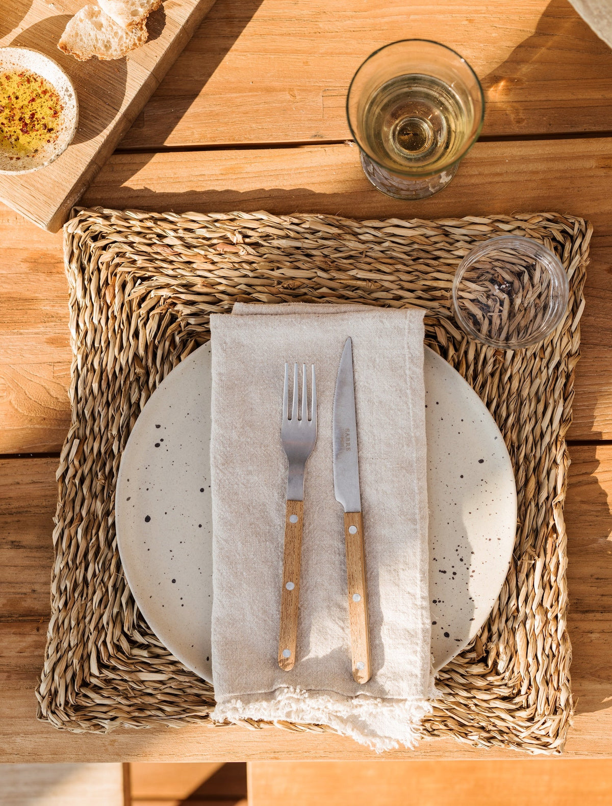 Square Seagrass Placemats, Set of 4, corner and seam detail