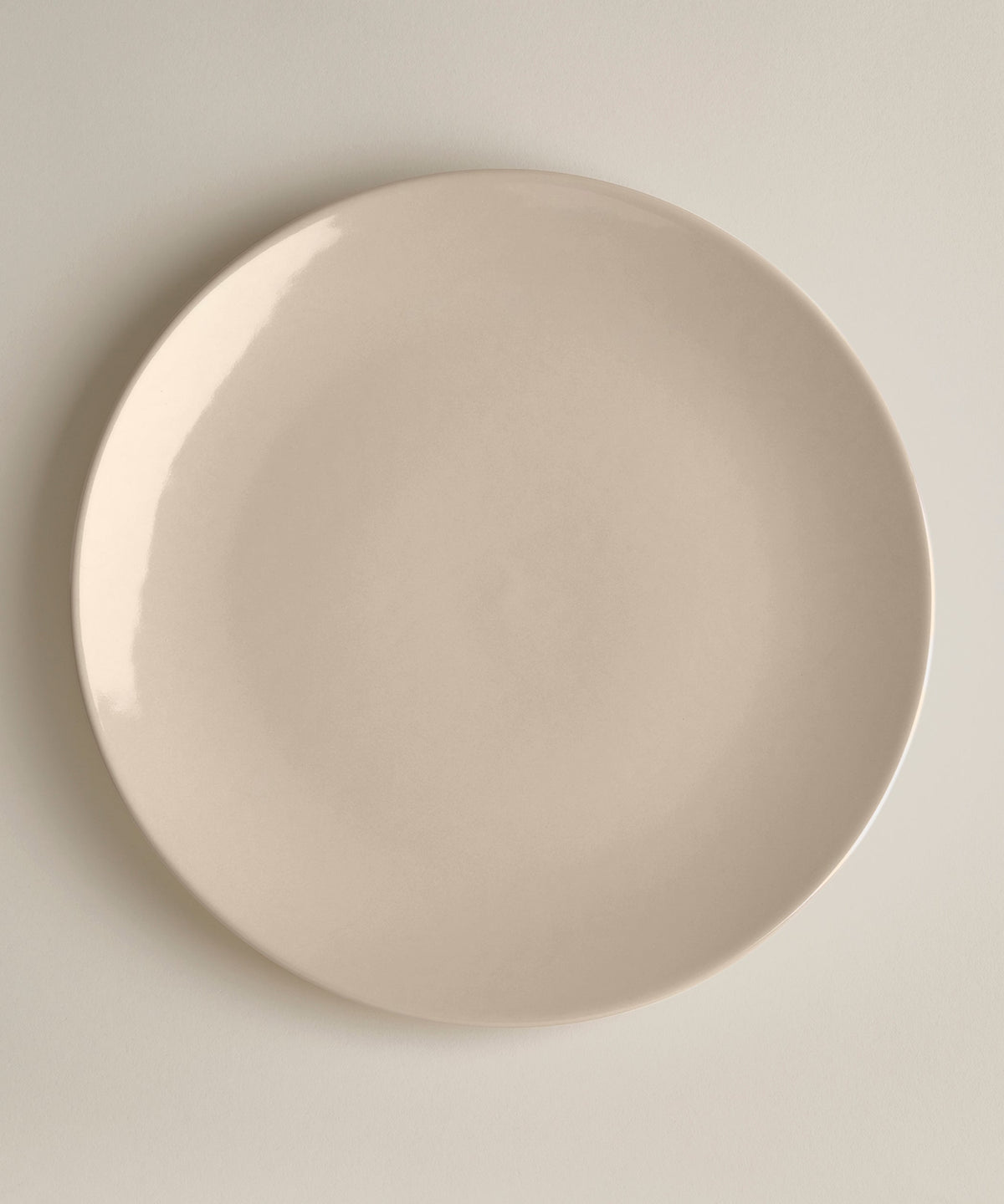 Stoneware Glossy Big Plate Set, Dune, styled on a dining table
