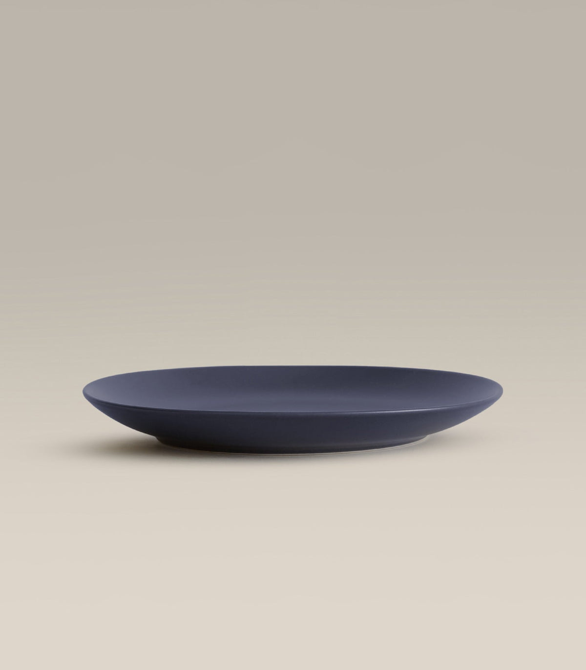Stoneware Small Plate Set, Midnight, place setting in use
