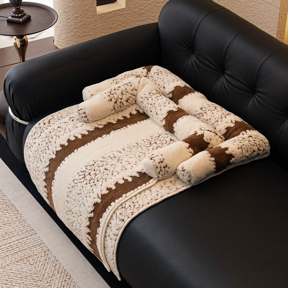 Textured Stripe Plush Bolster Pet Sofa Bed, bolster edge detail