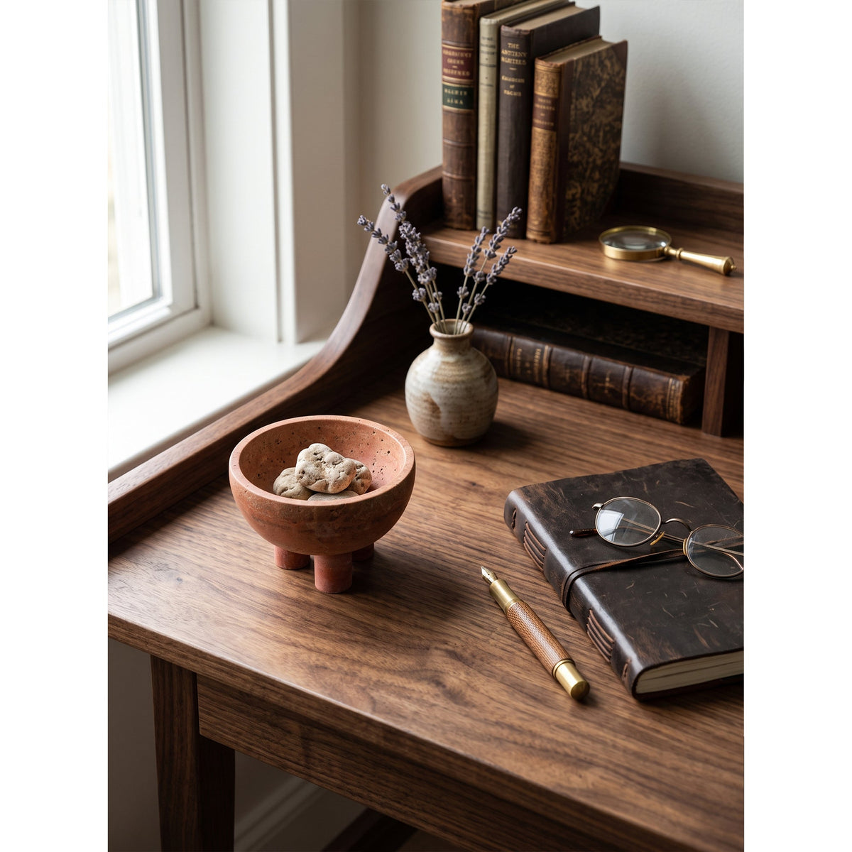 Tuscan Marble Footed Bowl, second rim and edge detail
