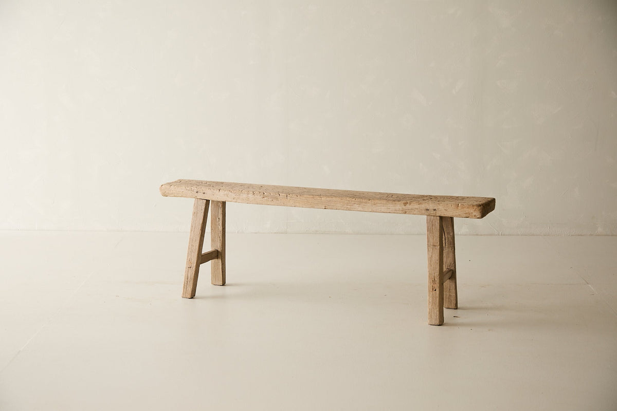 Vintage Solid Elm Bench, leg and base detail