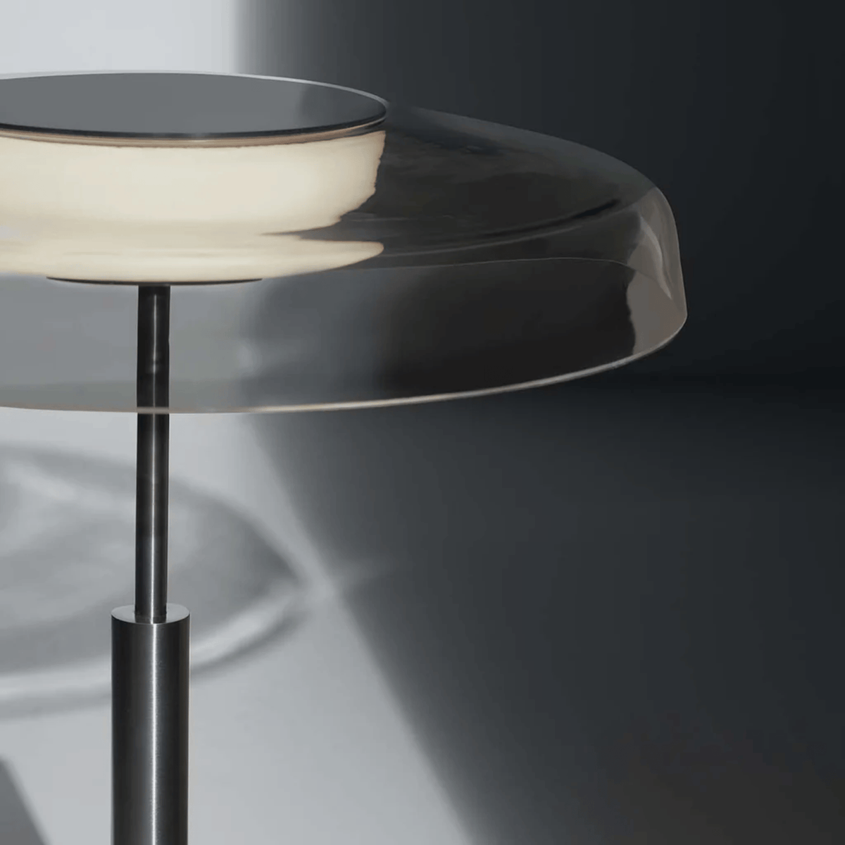 Resimar Glass Table Lamp