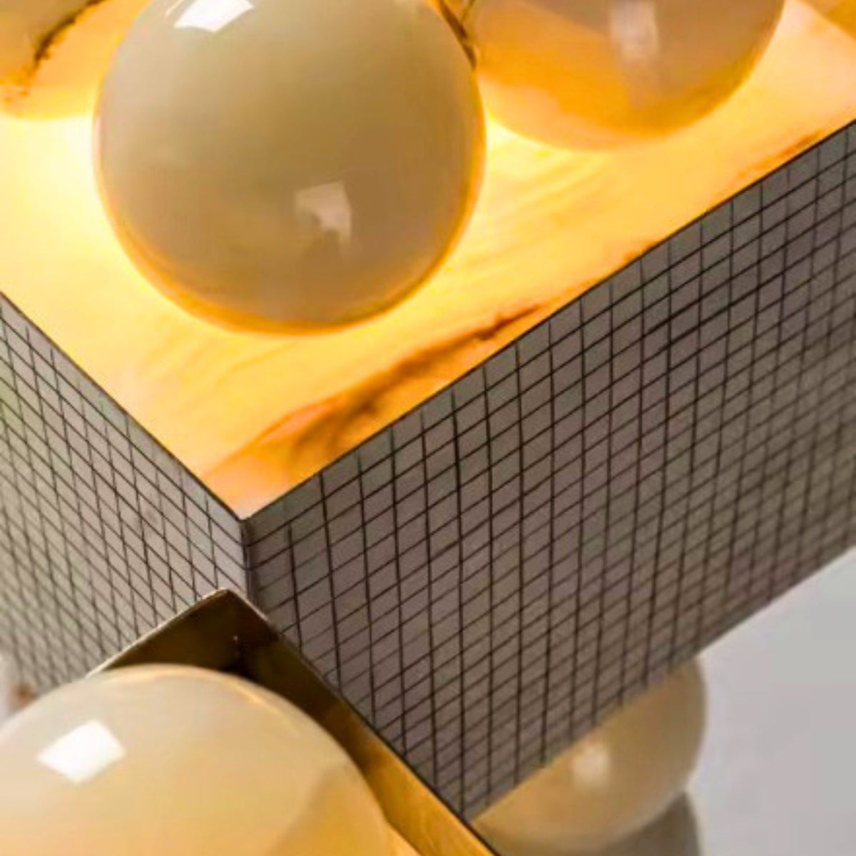 Arnor Table Lamp