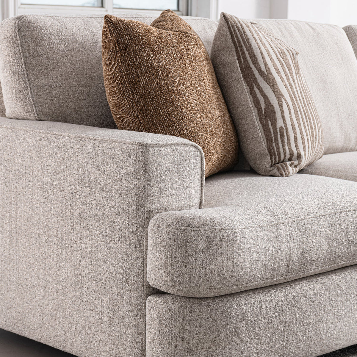 Modern Mixed Weave Fabric Chaise 2 Seater Sofa LUCENT