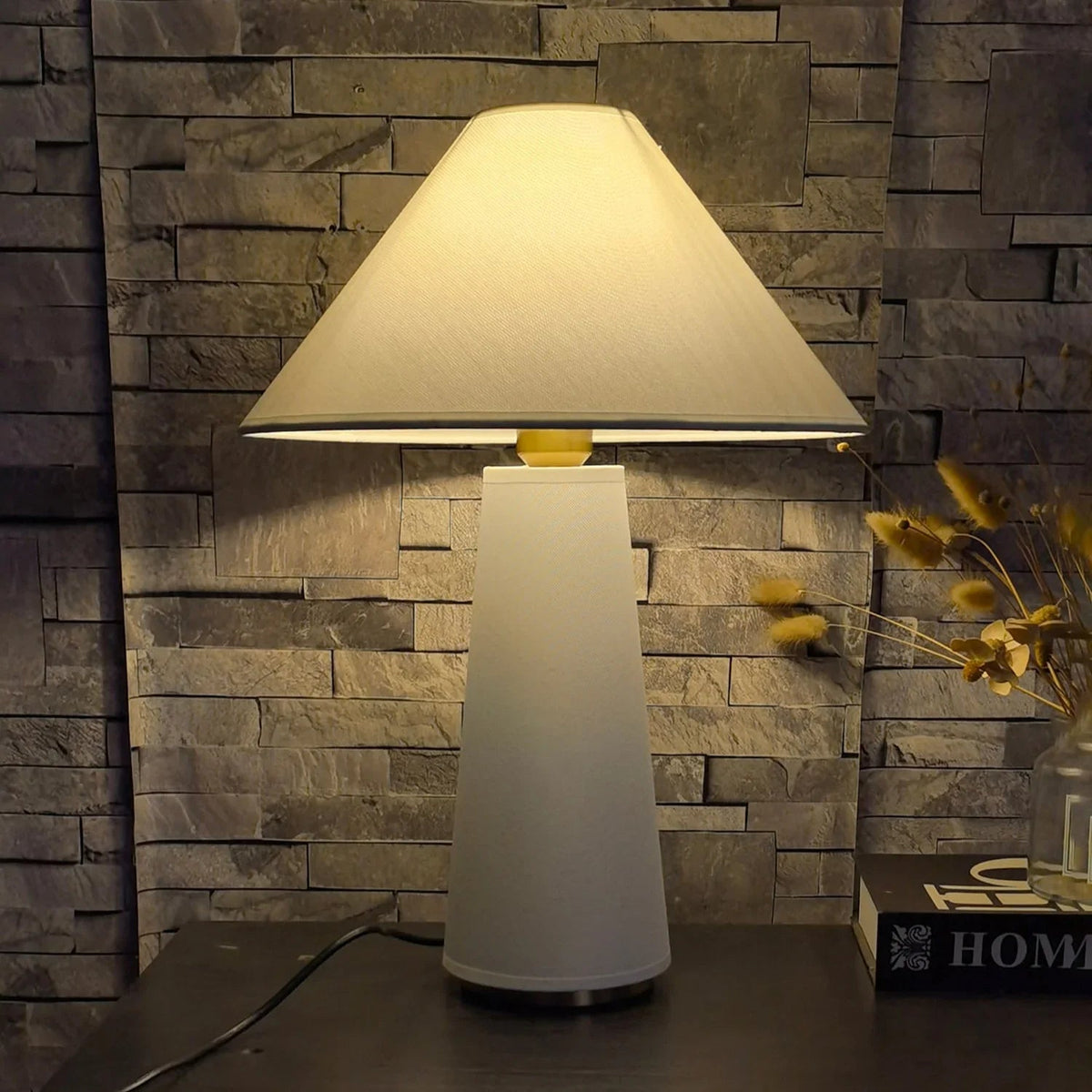 Nayeli Table Lamp