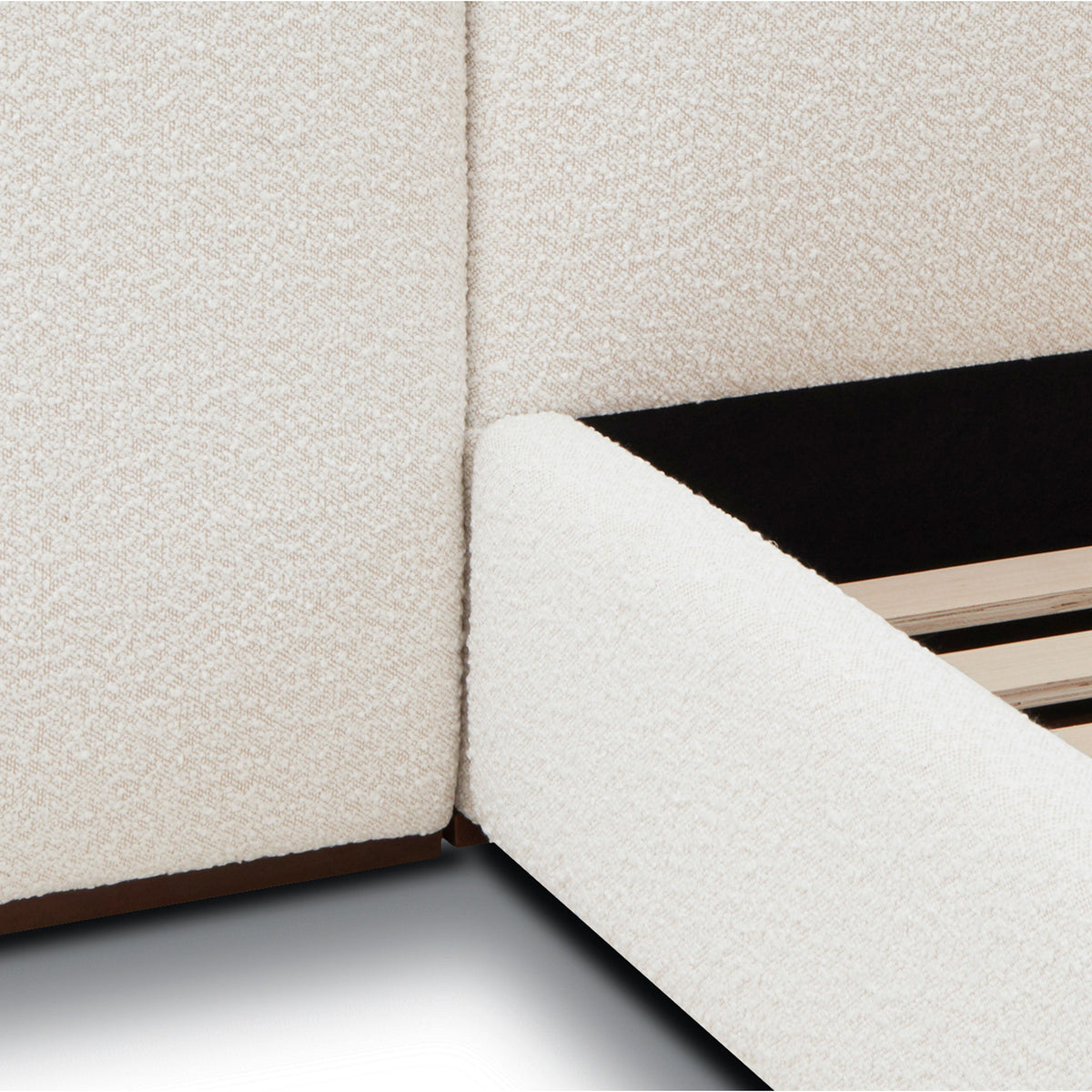 Acadia Pine Bed, Froth White Boucle, King, footboard detail