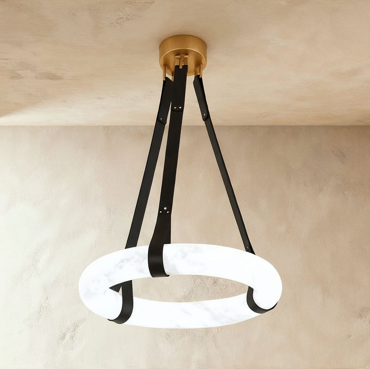 Aktis Alabaster Pendant Light, close up of the finish and material