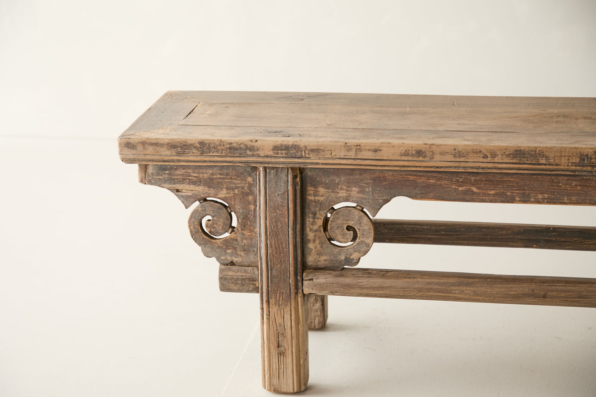Antique Solid Elm Bench, seat and slat detail