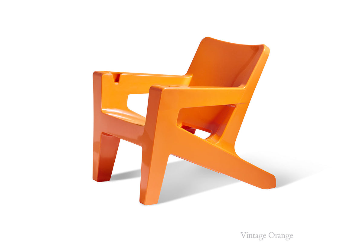 Bask Outdoor Lounge Chair, vintage orange, studio shot