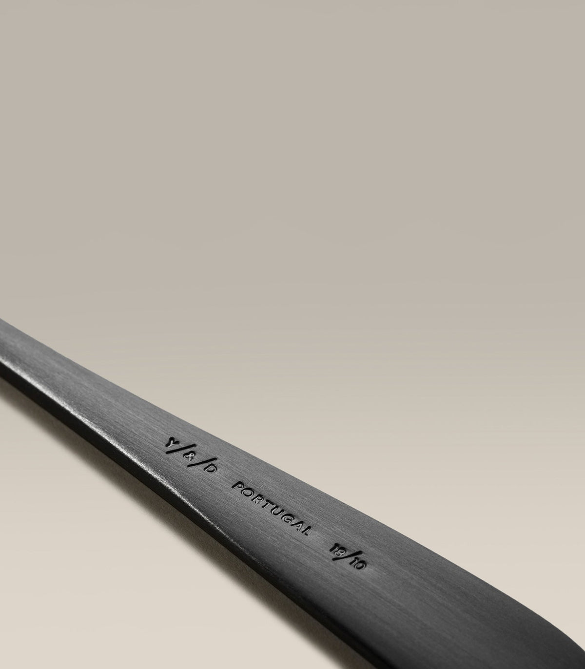 Classic Large Spoon Set, black, detail view