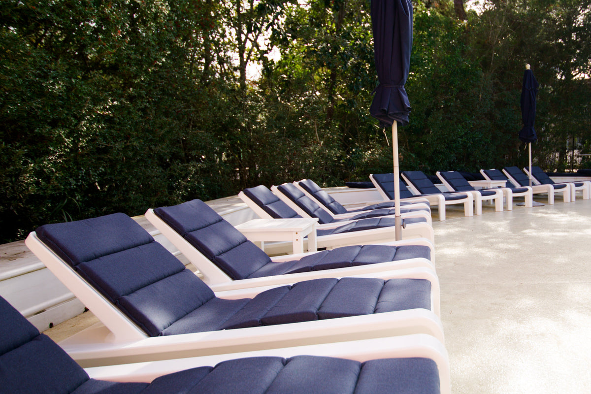 Deck Chaise Cushion, weave texture close up