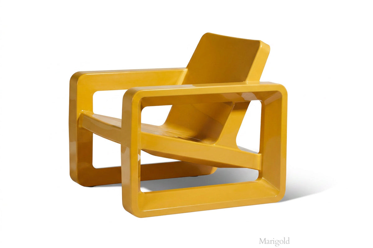 Deck Outdoor Lounge Chair, marigold, frame and leg detail