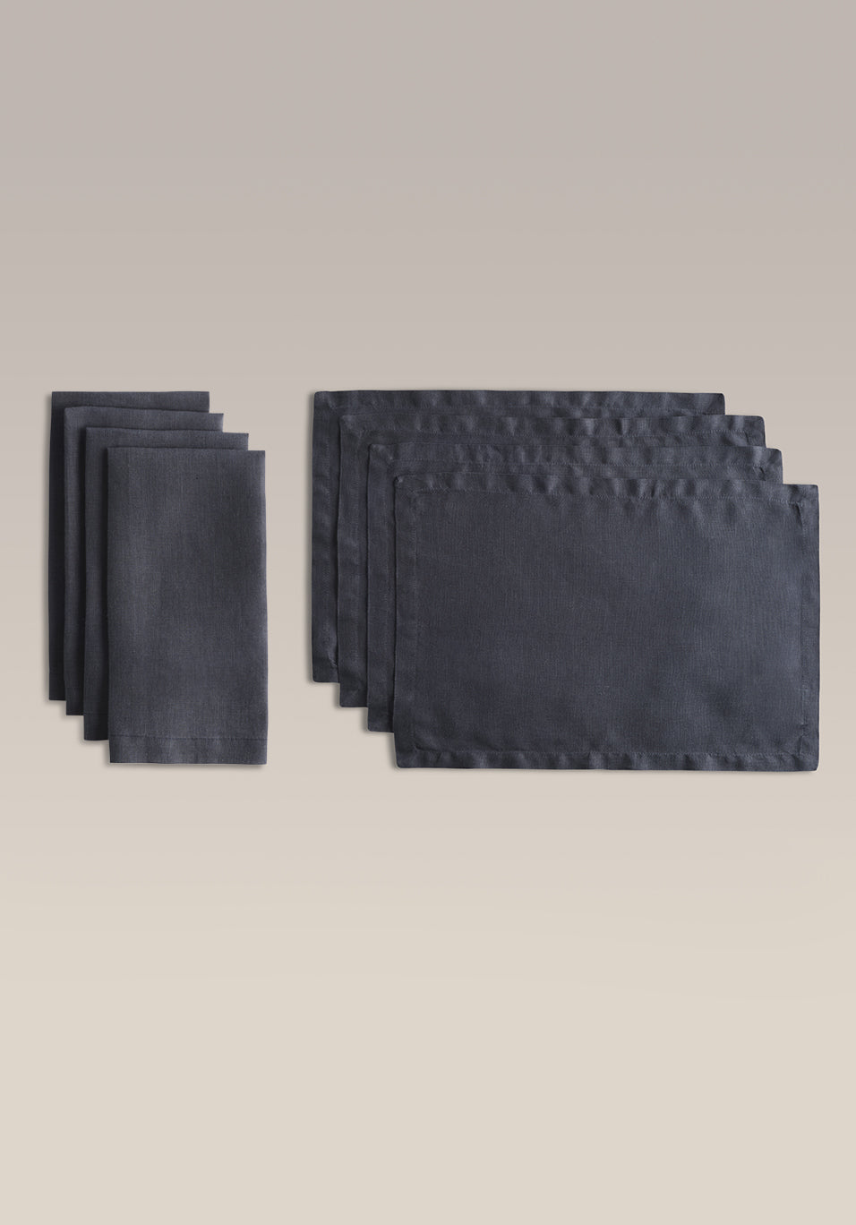 Everyday Linen Napkin and Placemat Set, corner and edge detail