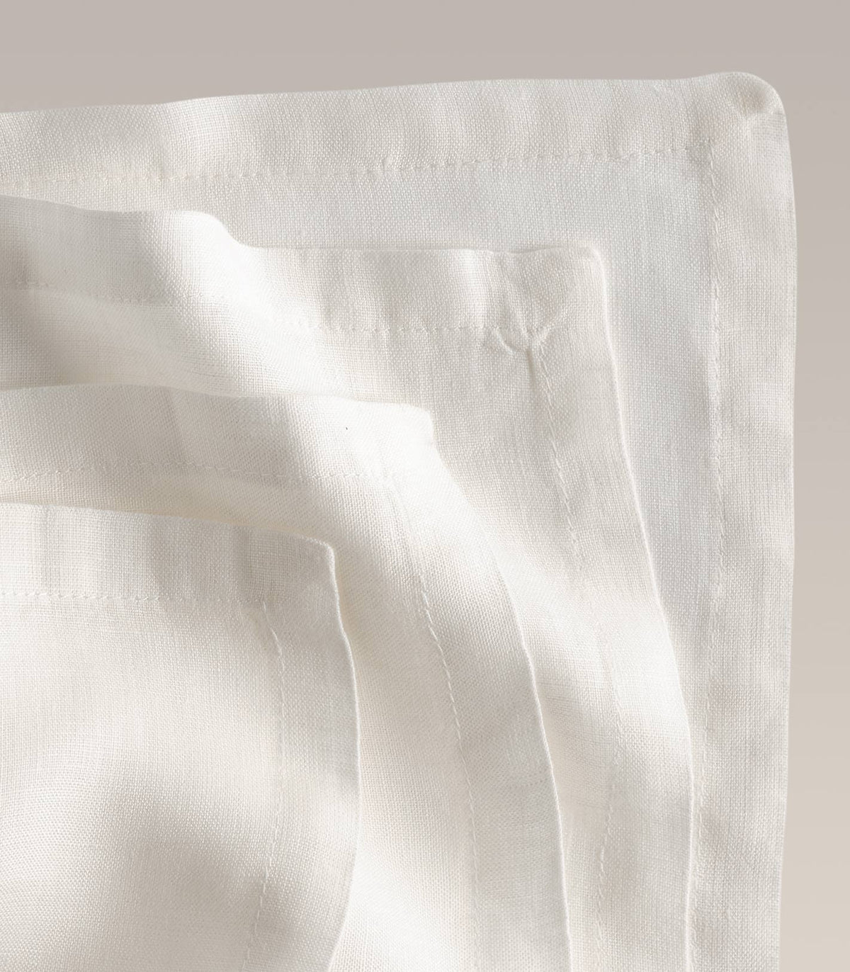 Everyday Linen Napkin and Tablecloth Set, weave texture close up