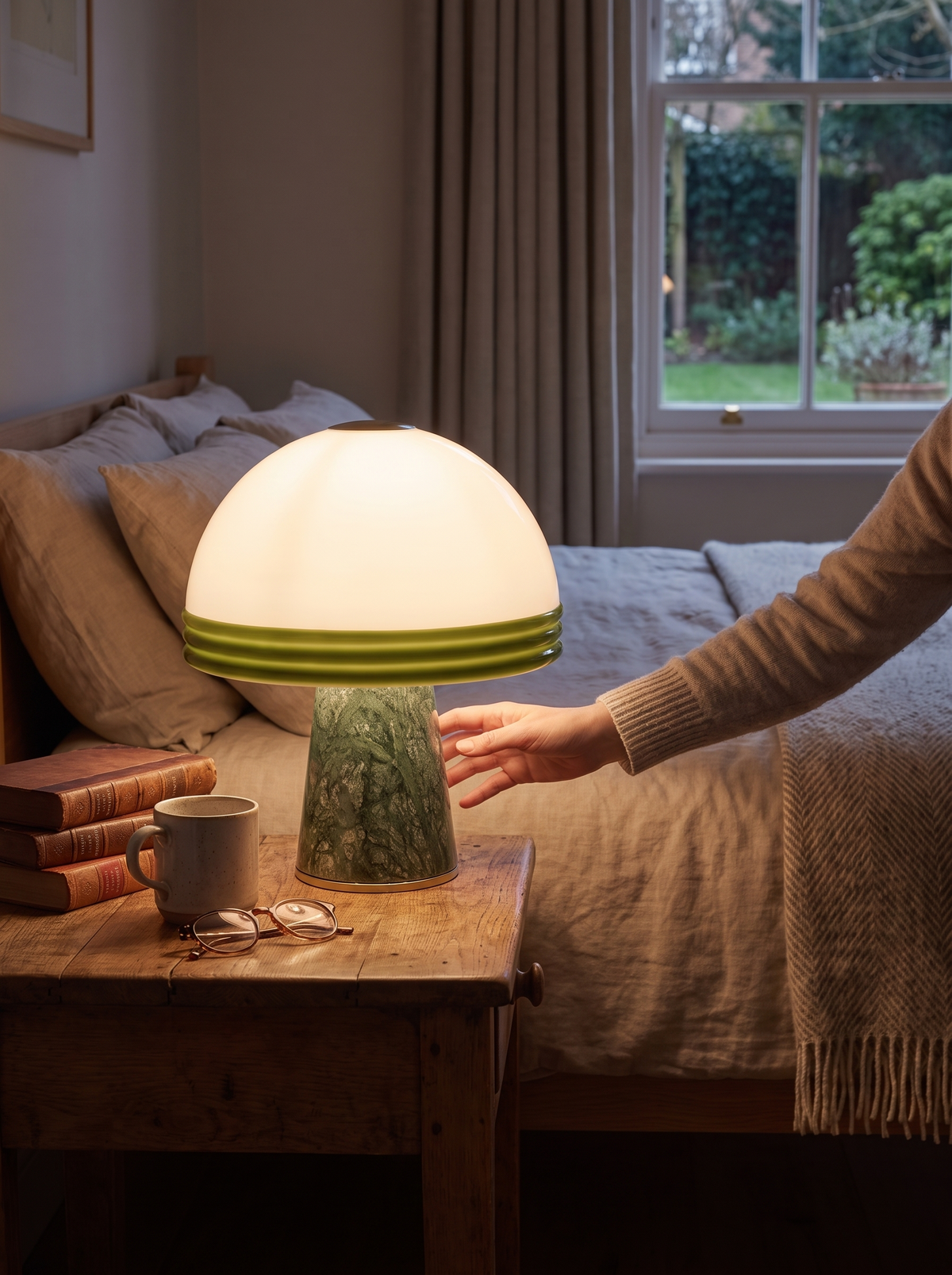 Eulalia lamp tapered shade