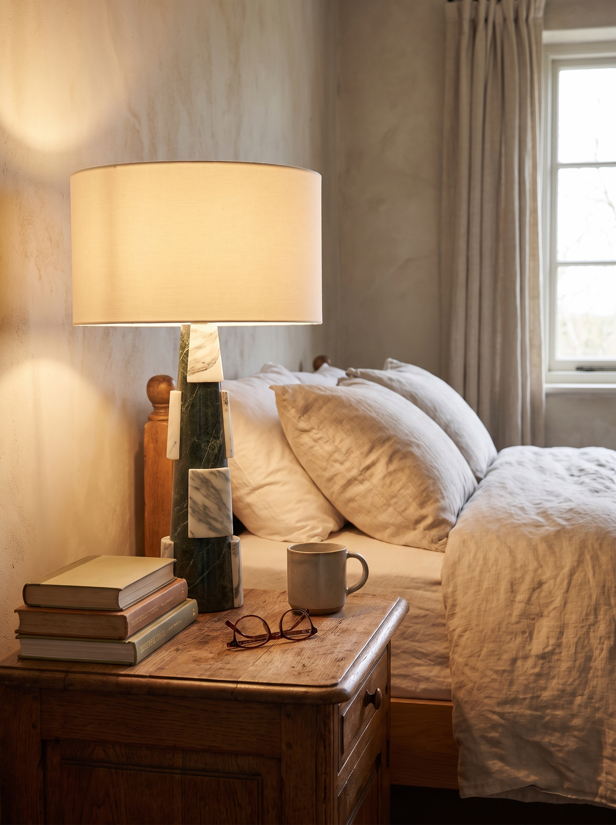 Greoge marble lamp base