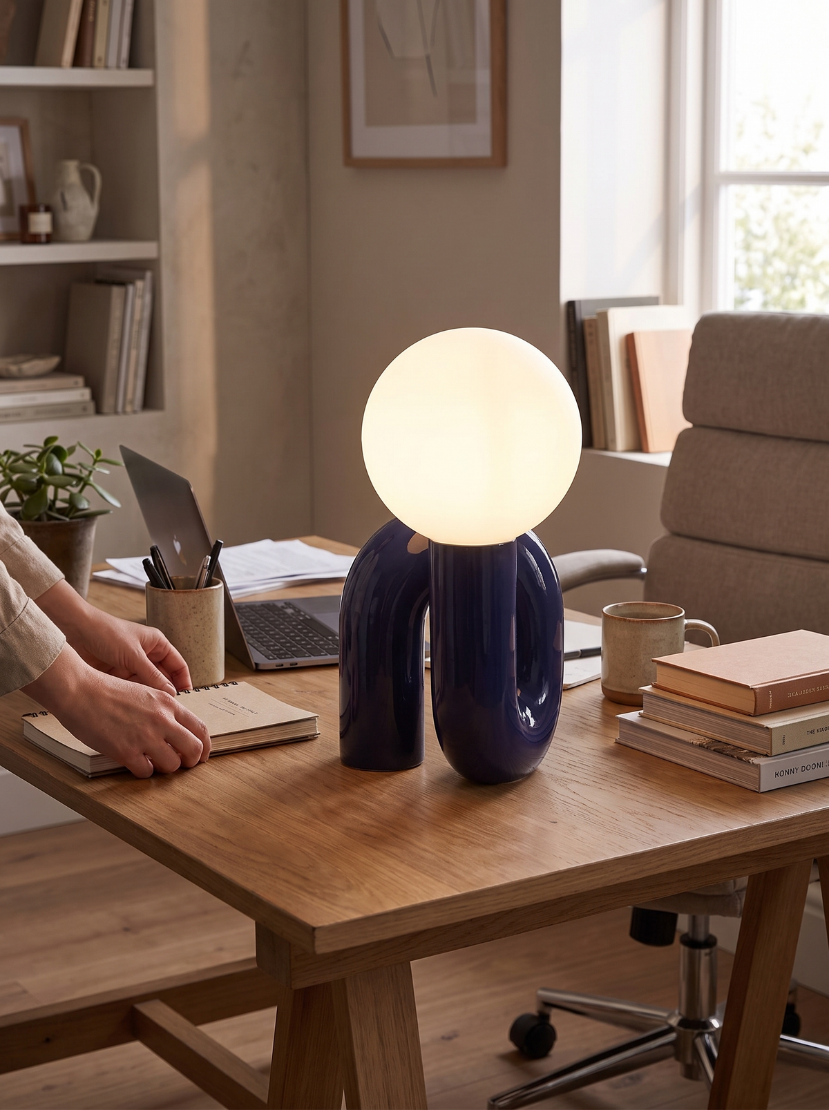 Lainey desk lamp in use