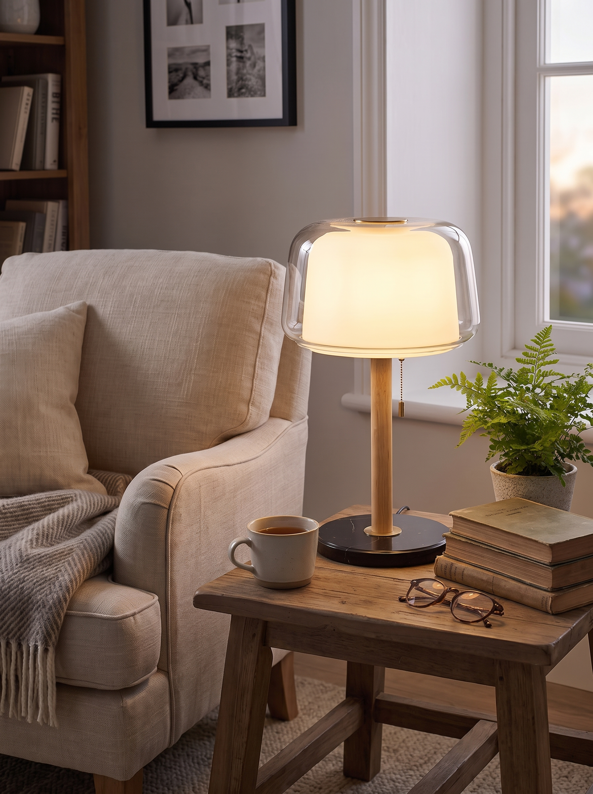 Liora lamp neat on a table