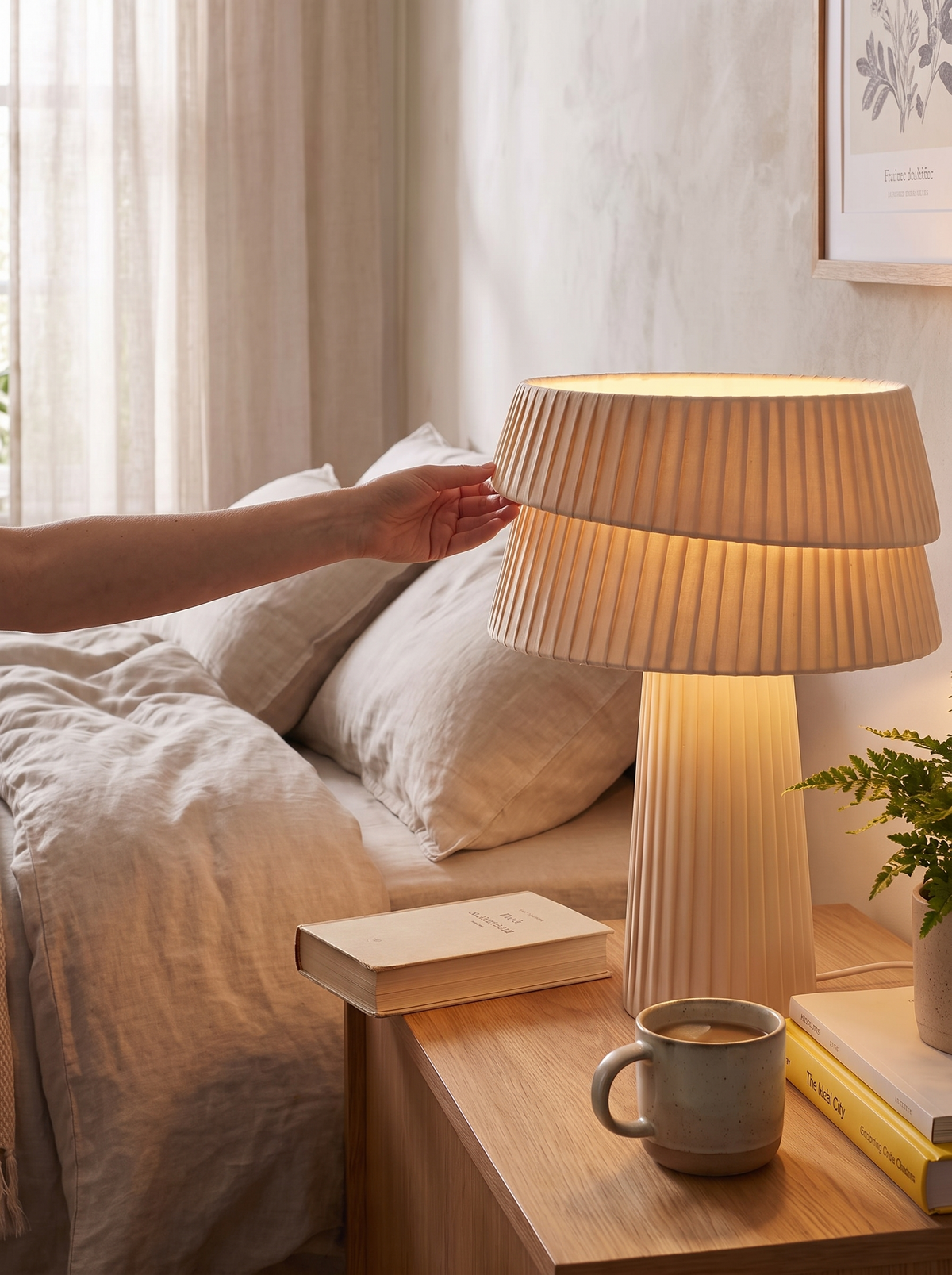 Sovline Linen Table Lamp lifestyle 1