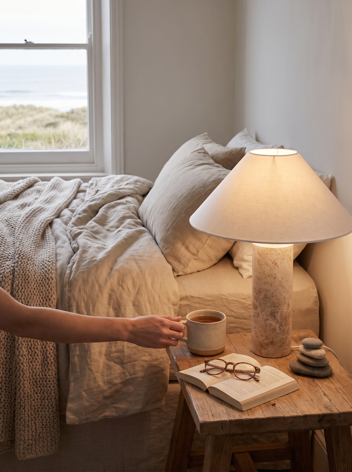 Solenn Table Lamp lifestyle 1