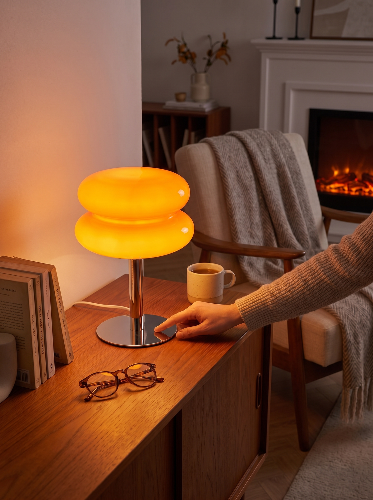 Spinetta Retro Table Lamp lifestyle 2