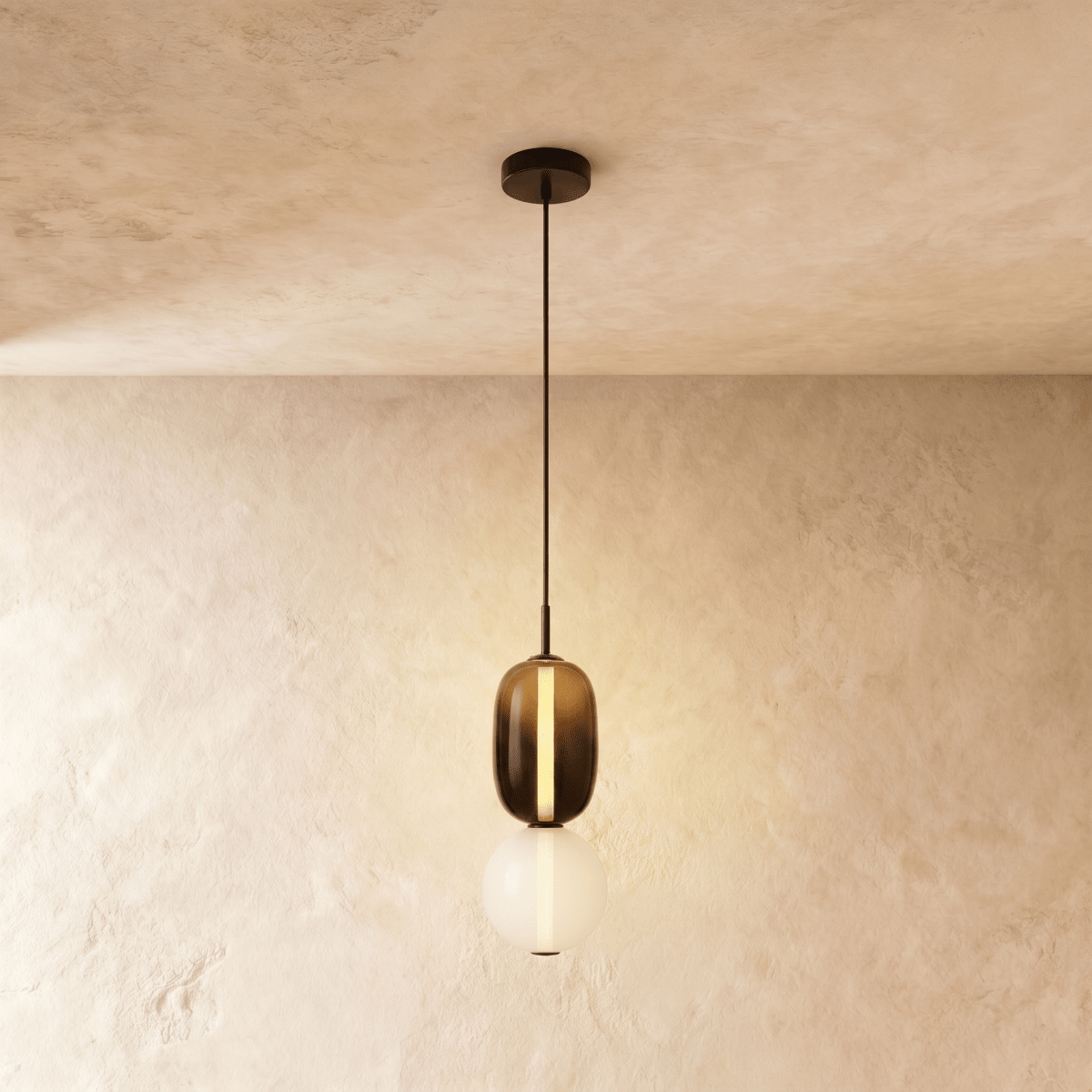 Horiz Metal Pendant Light, full fixture front view