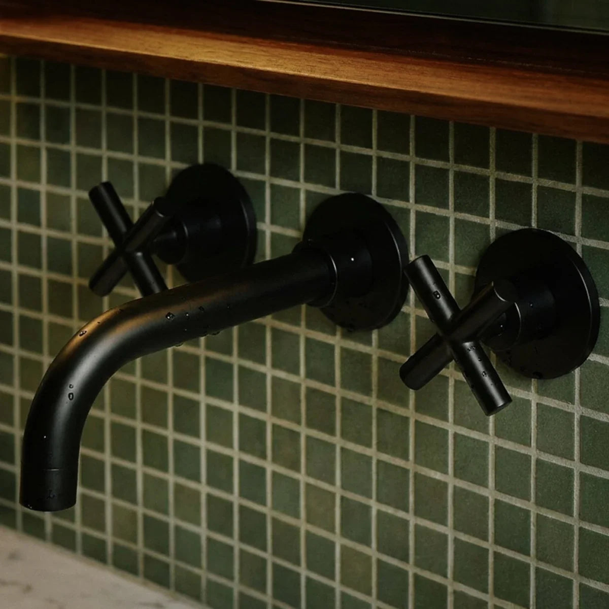 Hydran Bathroom Faucet - Open Box, top down view