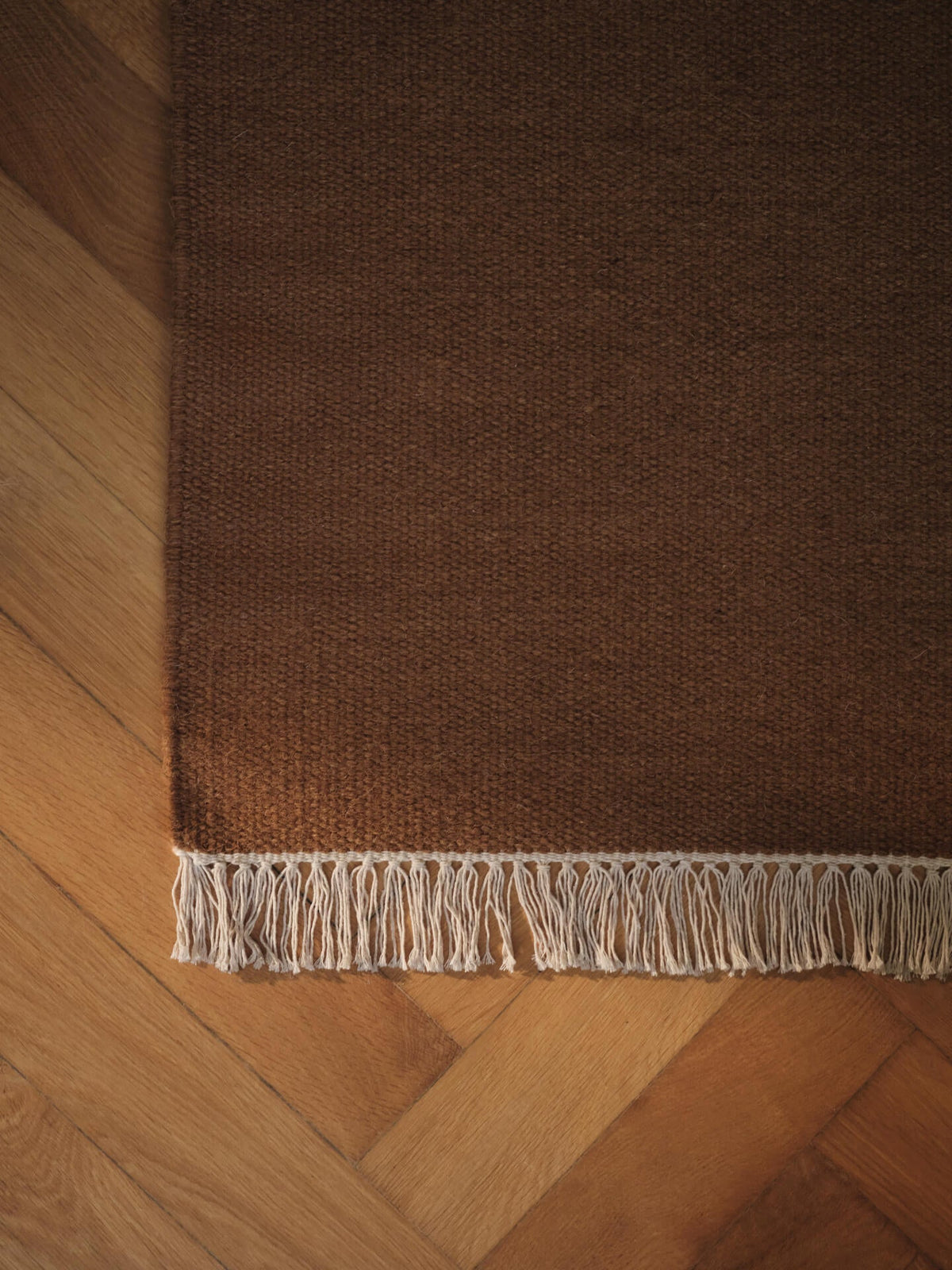 Kelim Rug, Small - Merge, corner and edge detail