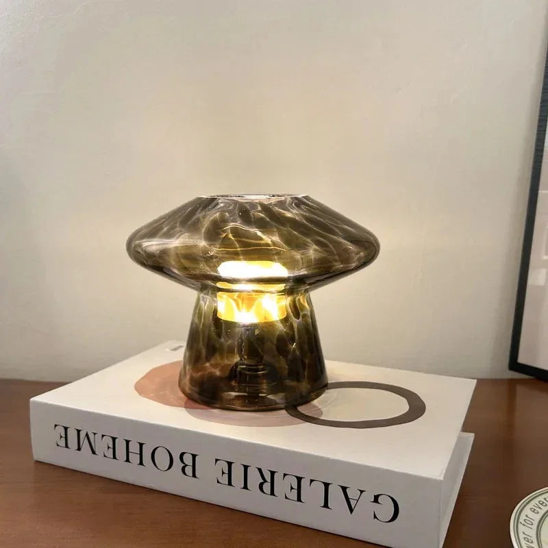 Alaia Table Lamp