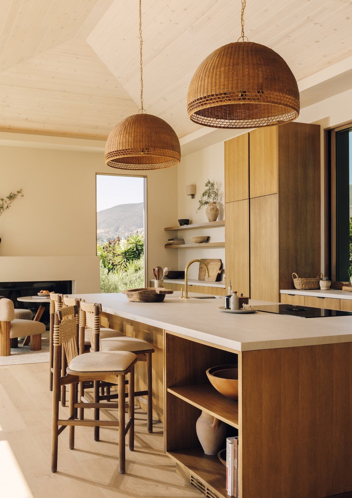 Marea Wicker Pendant Light, shade and material close up