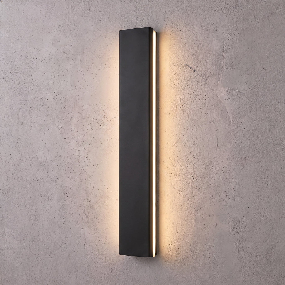 Modern Outdoor Wall Light, full fixture view