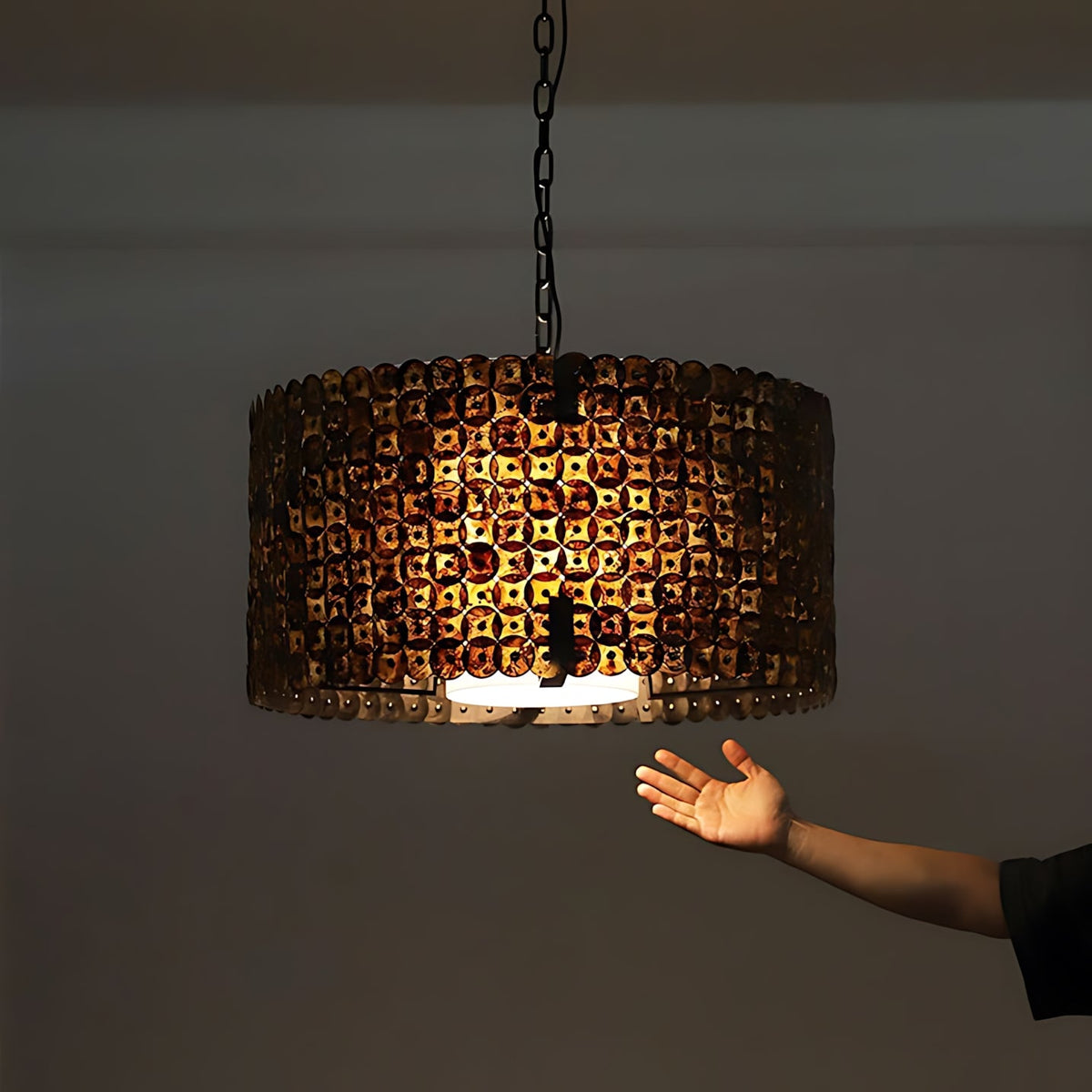 Naerix Shell Pendant Lamp, second angled quarter view