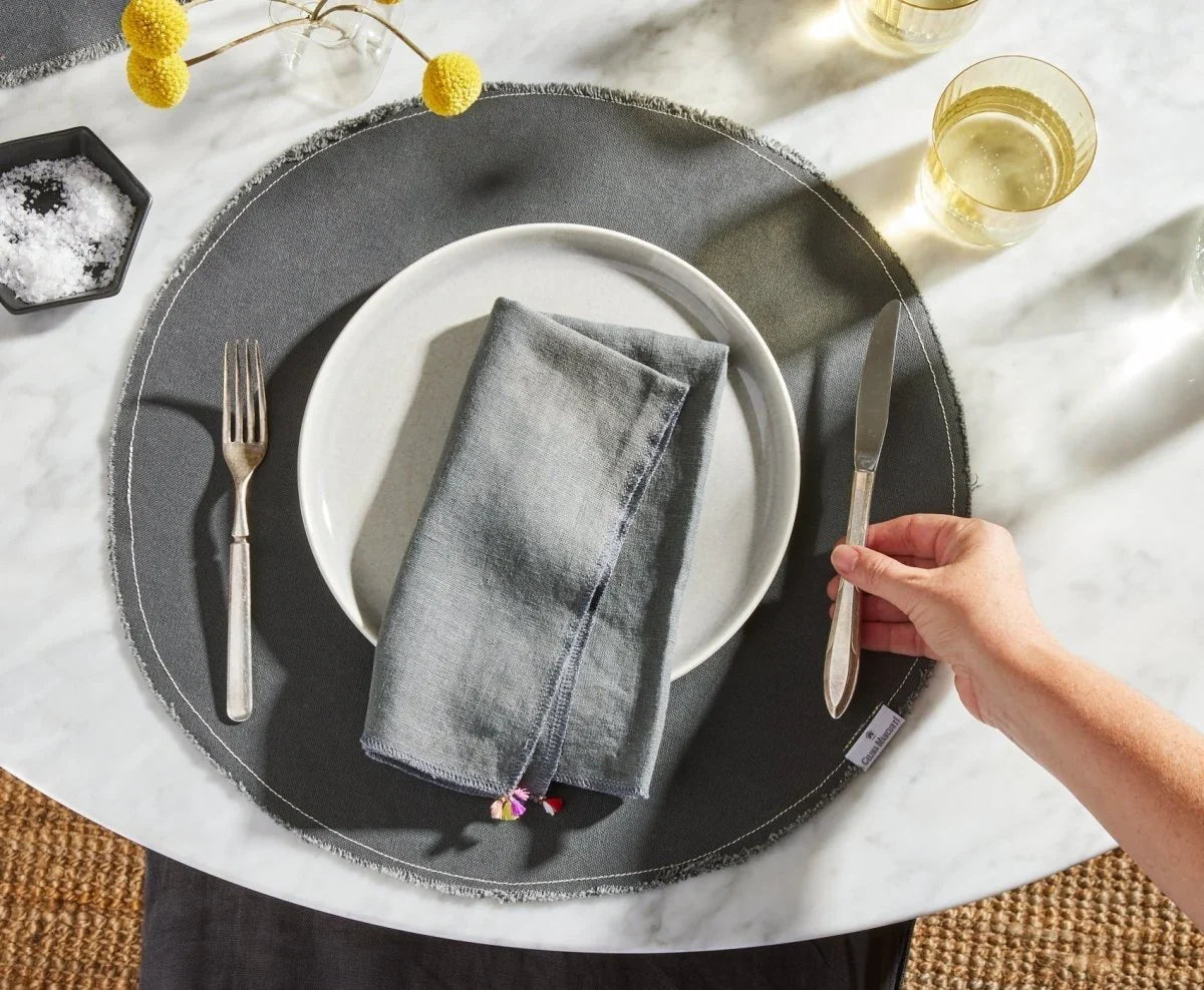 Round Placemats - Set of 2, stacked view